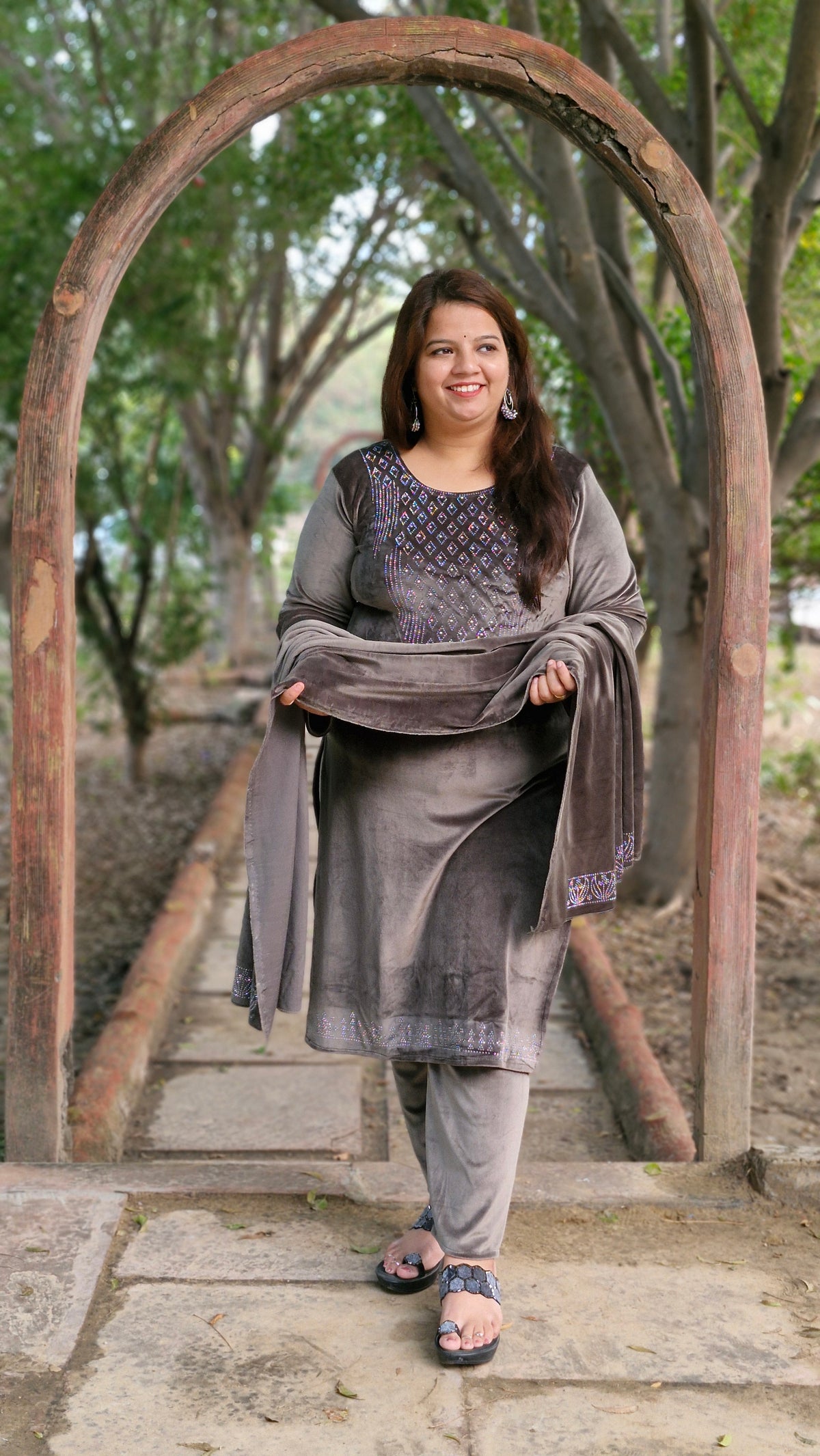 Luxurious Three-Piece woolen velvet suit in Grey
