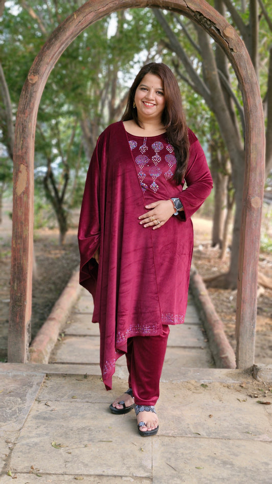 Luxurious Mehroon Velvet Suit 04