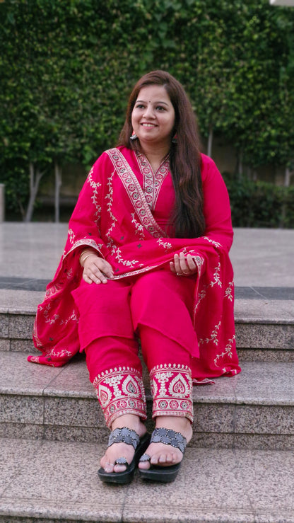 Rani Pink Suit Set with Gold Detailing