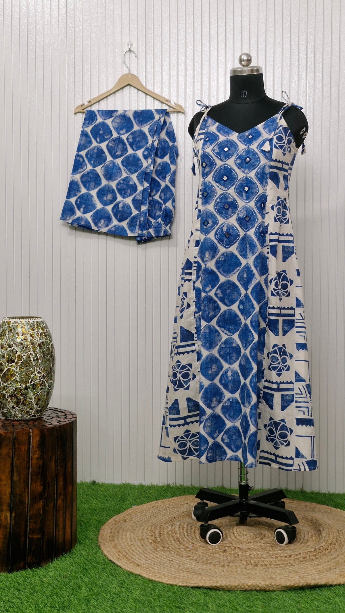 Indigo Symphony Spaghetti Kurta Set
